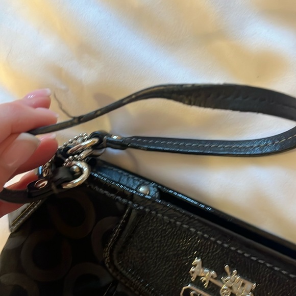 SET 2 COACH Wristlets. Beige/Gold Fabric - Gold Strap & Black Satin - BlackStrap - Picture 12 of 16